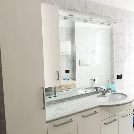 Apartment Airport+train Station+center Cozy City Loft Bergamo